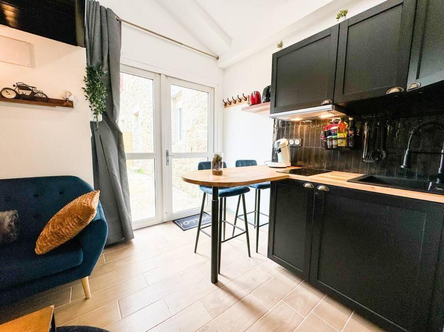 New: Calme Et Elegance *Face A La Gare*_Centrale Guingamp Εξωτερικό φωτογραφία